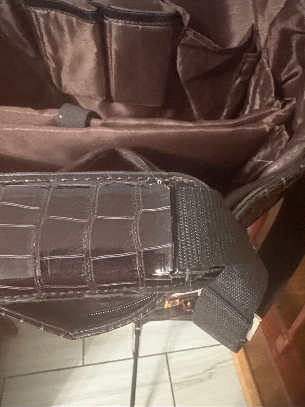 JM New York Women’s Croc-Embossed Laptop Tote Bag in Black - Picture 8 of 11